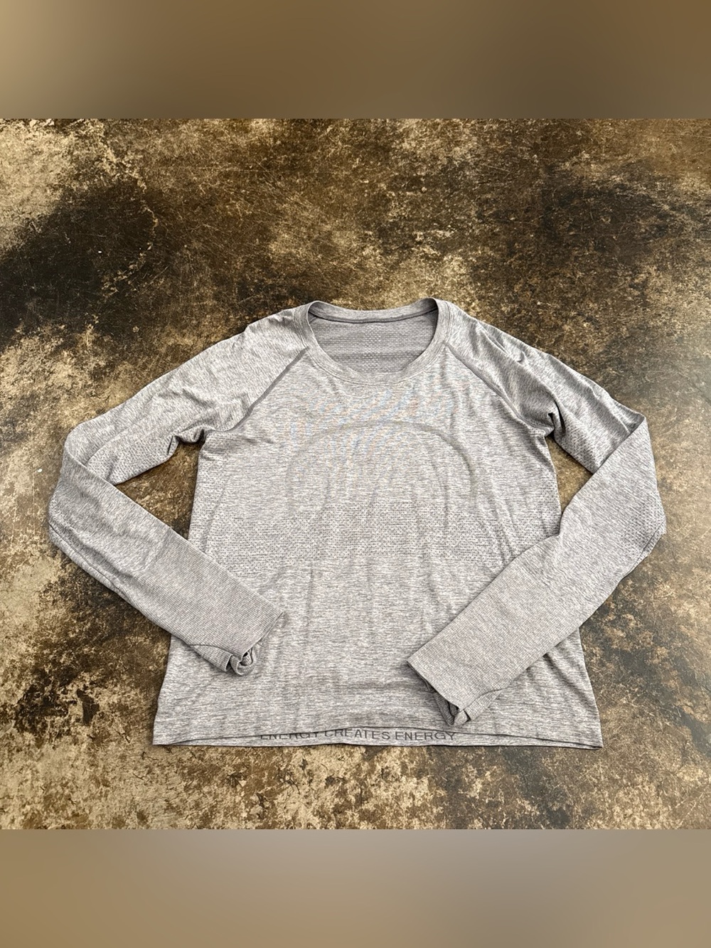 Women’s Grey Hip-Length Long Sleeve Swiftly Tech Top
